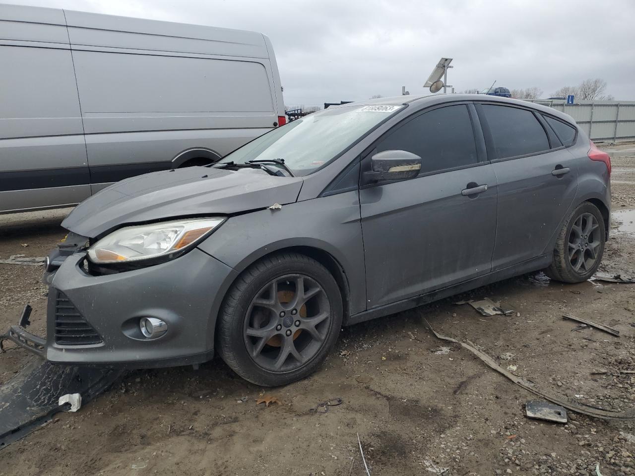 2013 FORD FOCUS SE