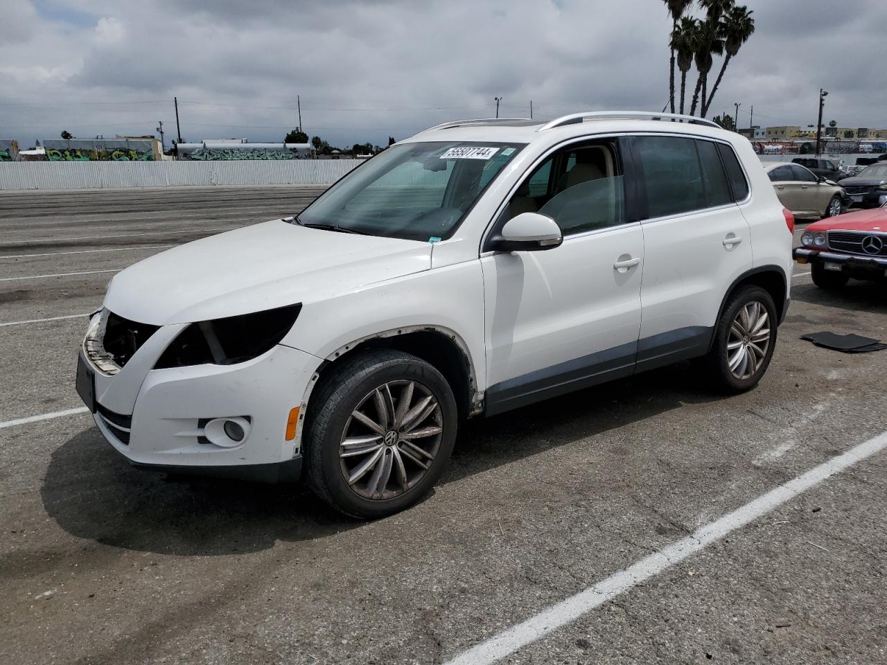 2011 VOLKSWAGEN TIGUAN S