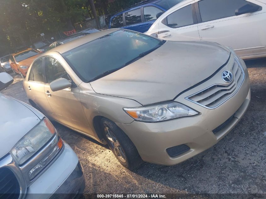 2011 TOYOTA CAMRY LE