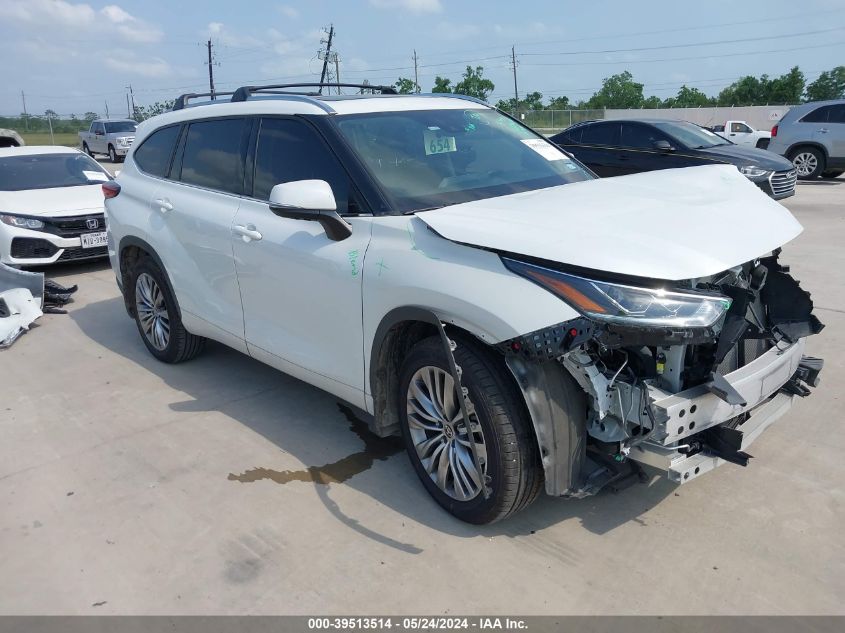 2022 TOYOTA HIGHLANDER PLATINUM