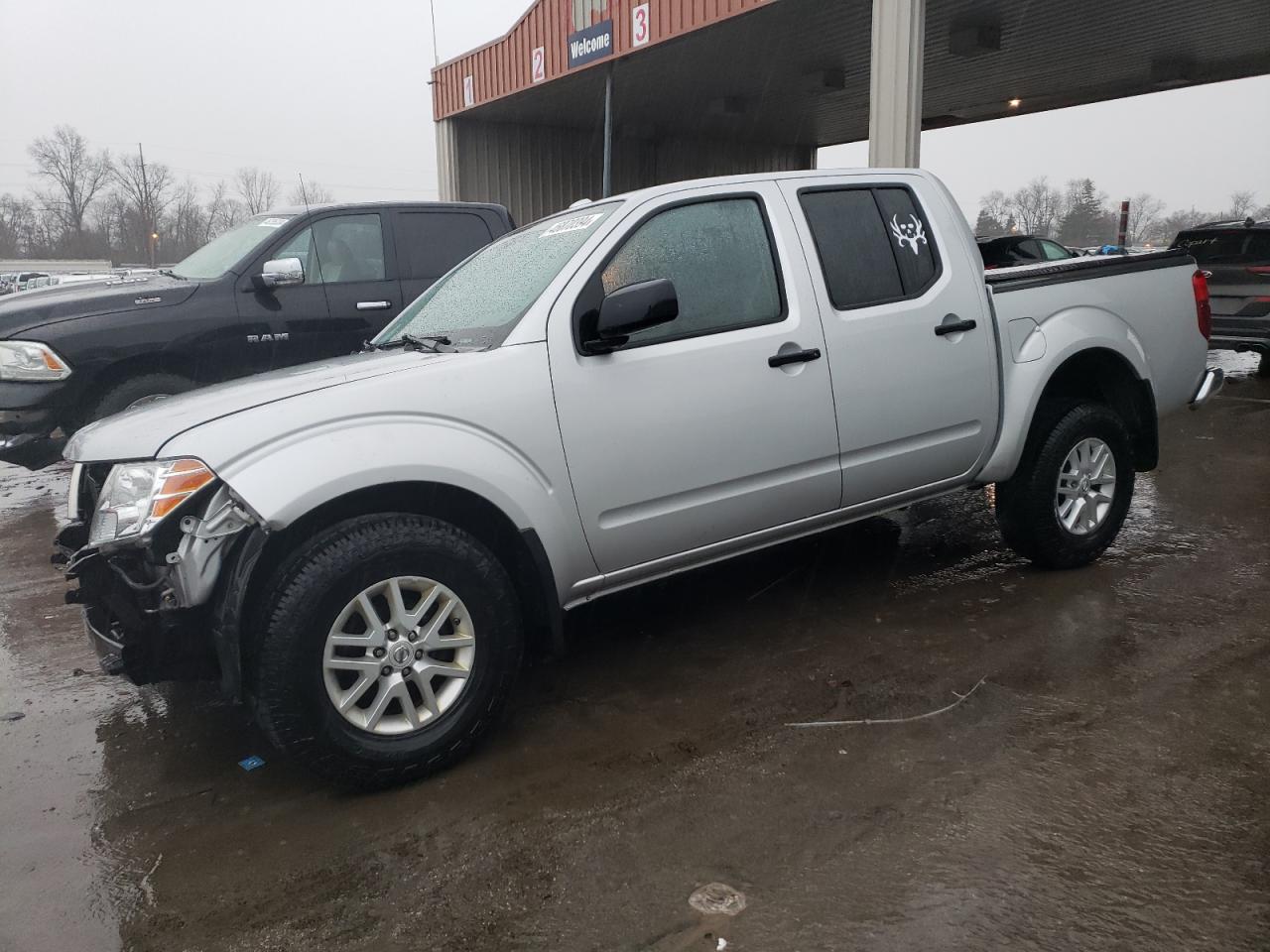 2017 NISSAN FRONTIER S