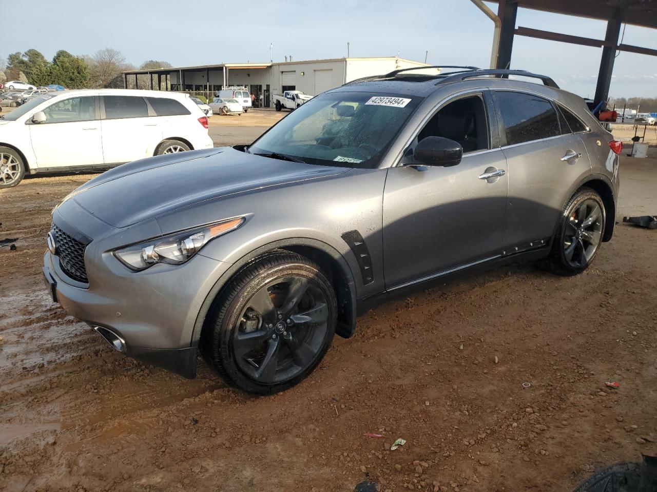 2017 INFINITI QX70