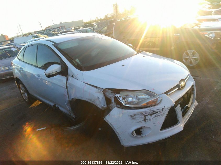 2014 FORD FOCUS SE