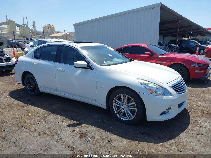 2015 INFINITI Q40