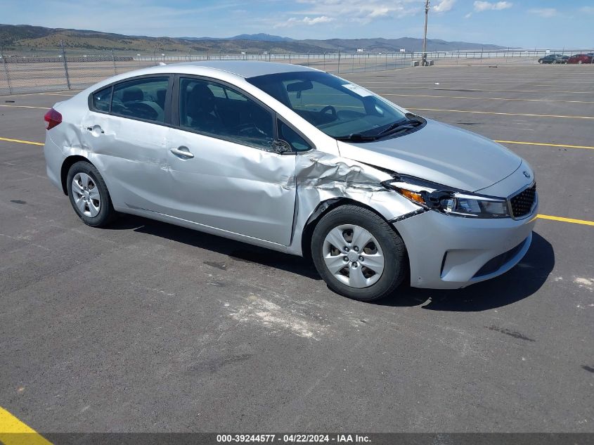 2017 KIA FORTE LX