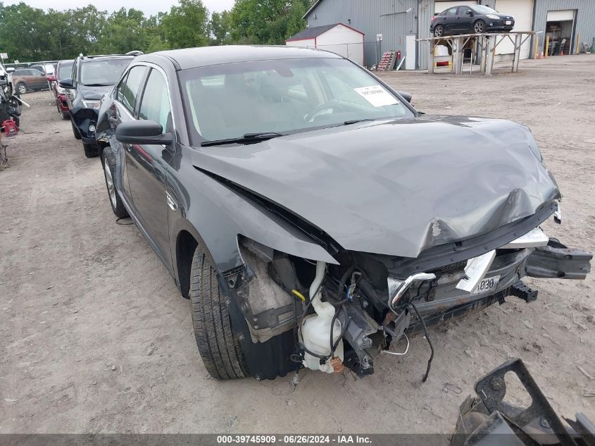 2015 FORD TAURUS SE