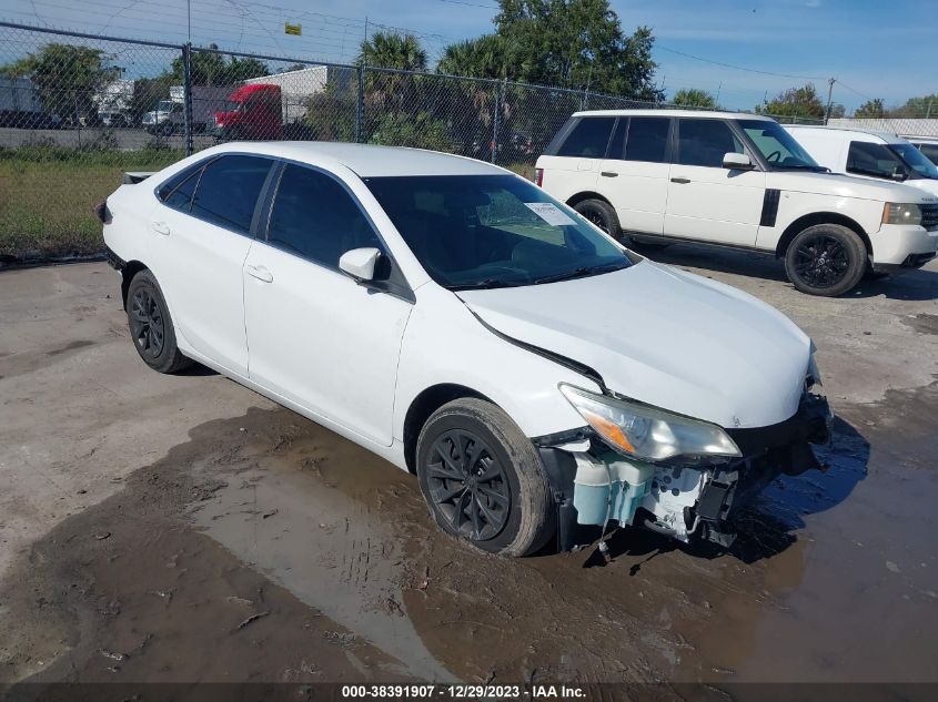 2016 TOYOTA CAMRY LE