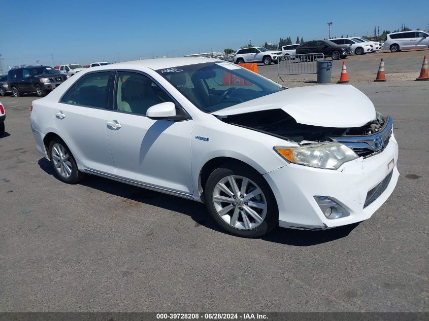 2013 TOYOTA CAMRY HYBRID XLE