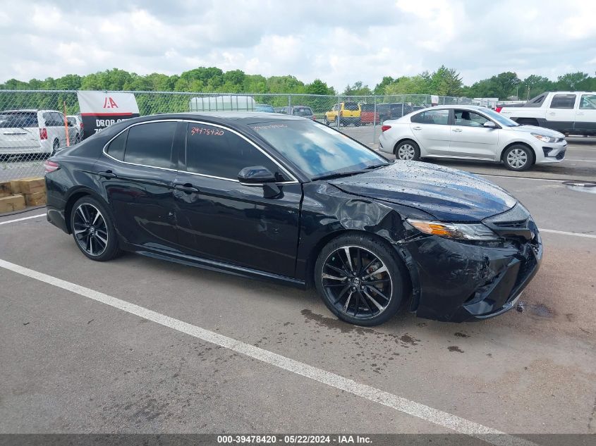 2019 TOYOTA CAMRY XSE