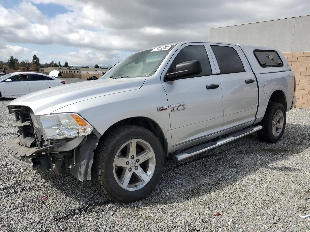 2015 RAM 1500 ST