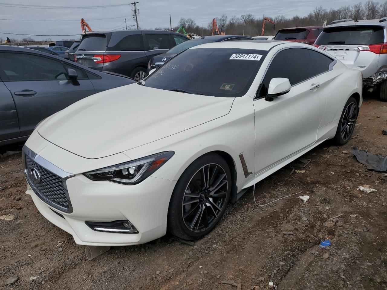 2018 INFINITI Q60 LUXE 300