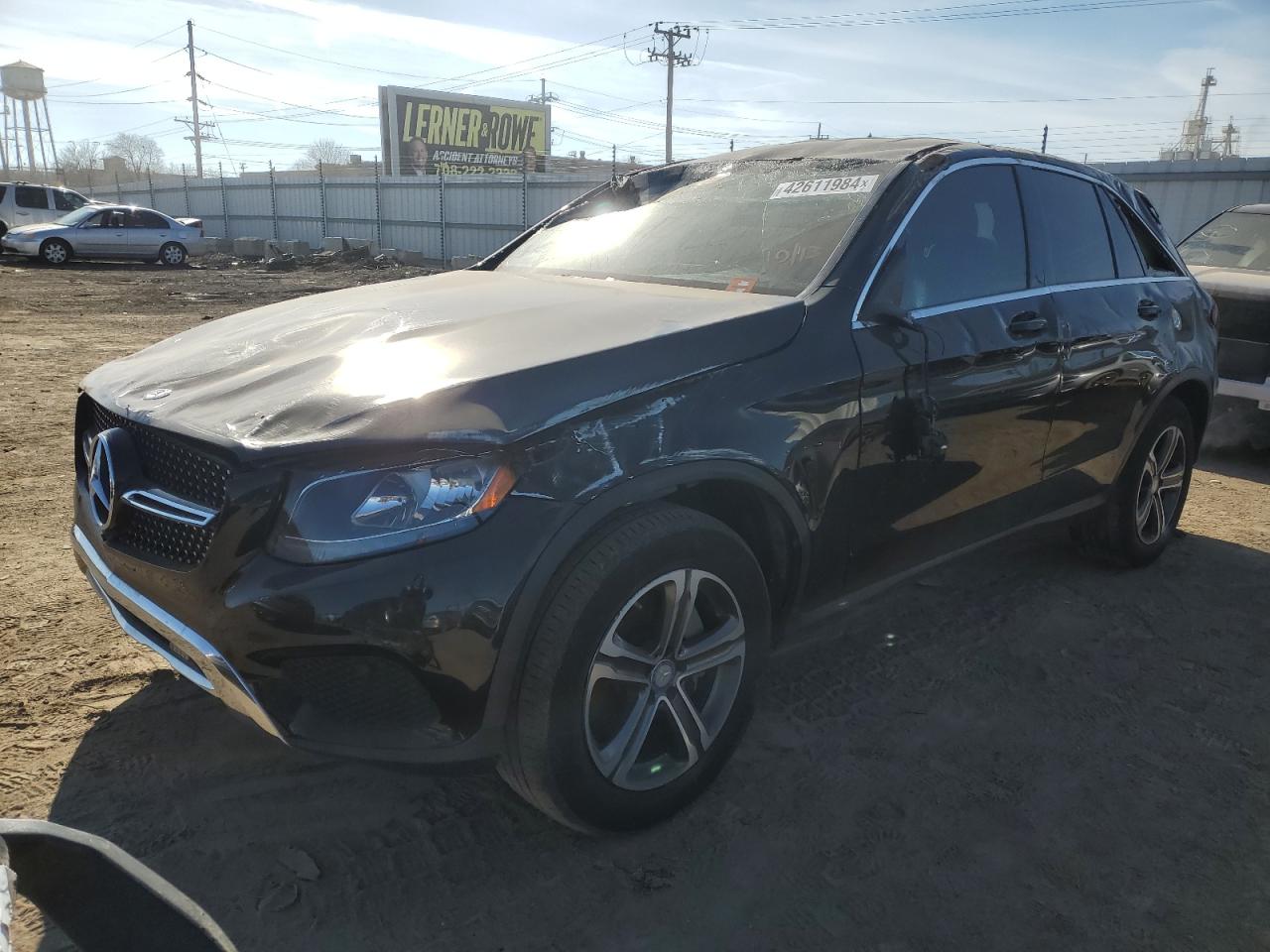 2017 MERCEDES-BENZ GLC 300