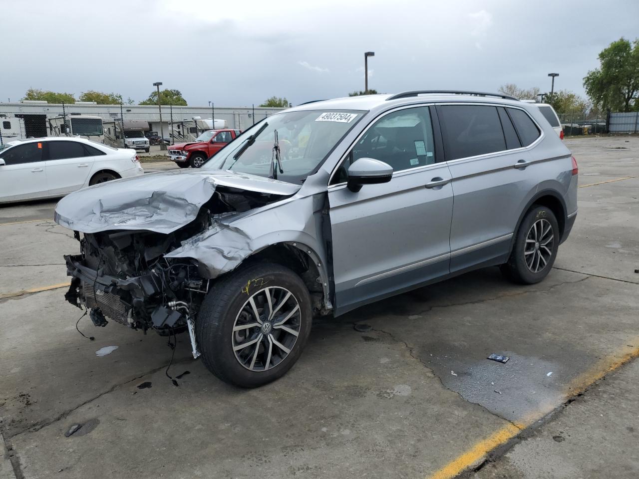 2021 VOLKSWAGEN TIGUAN SE