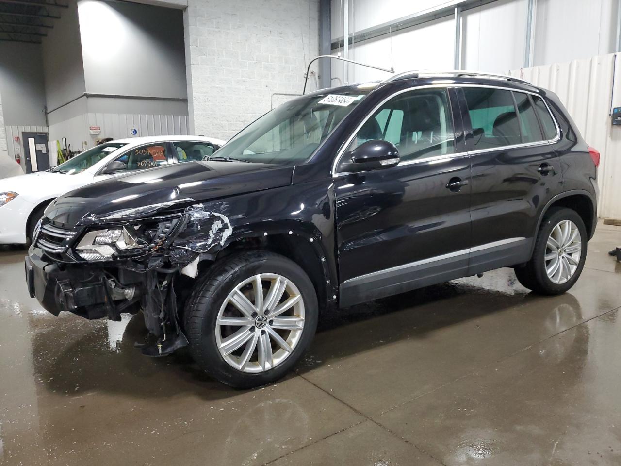 2016 VOLKSWAGEN TIGUAN S