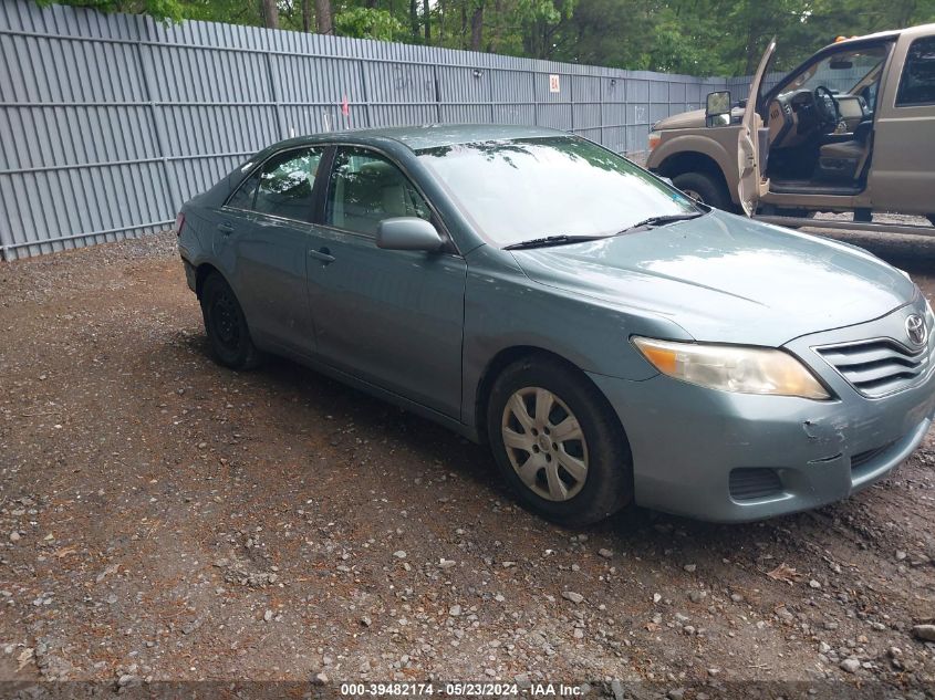 2011 TOYOTA CAMRY LE