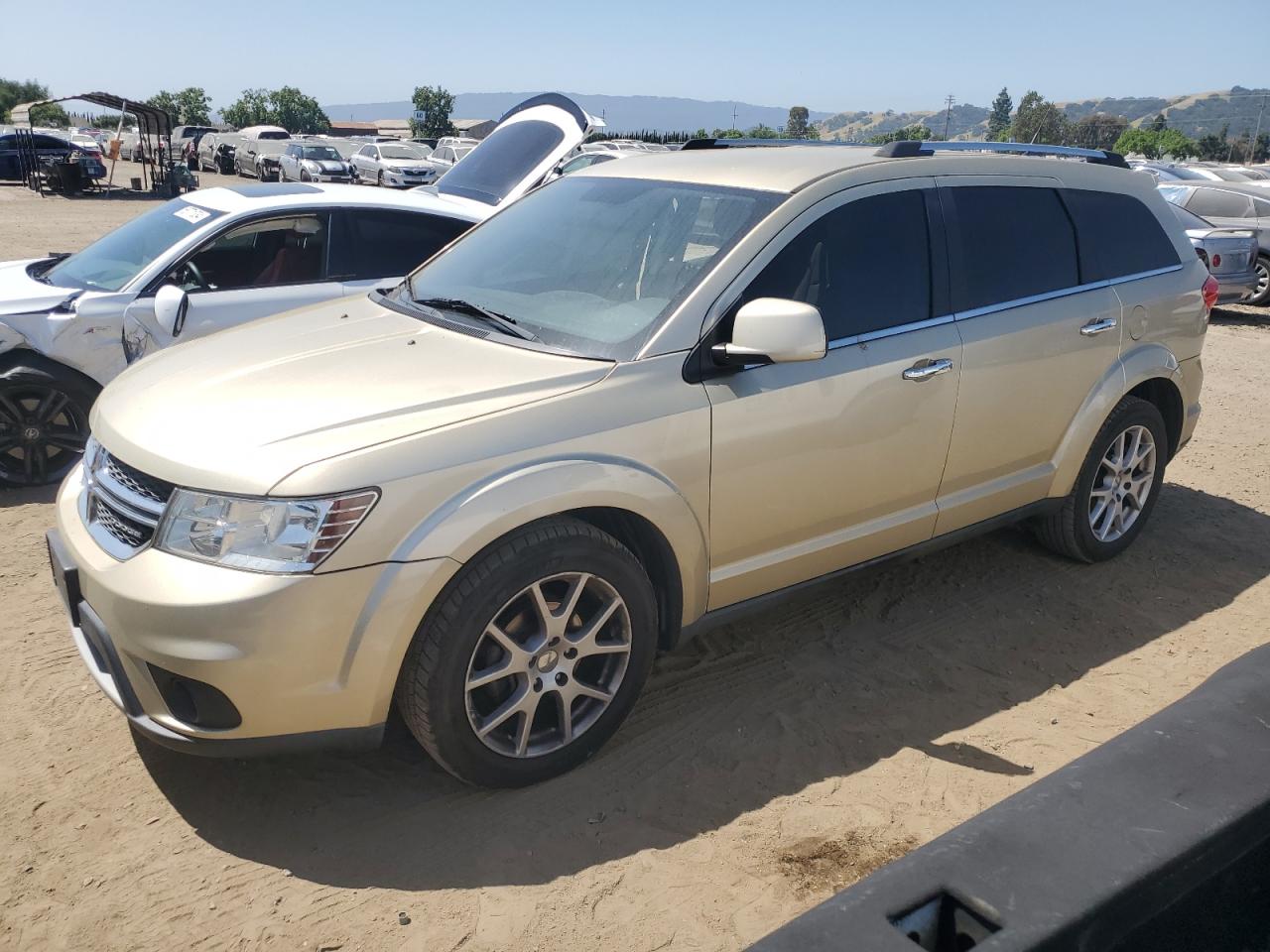 2011 DODGE JOURNEY CREW