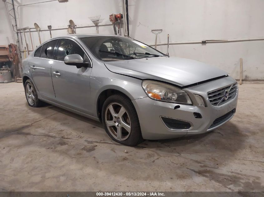 2013 VOLVO S60 T5/T5 PLATINUM/T5 PREMIER/T5 PREMIER PLUS