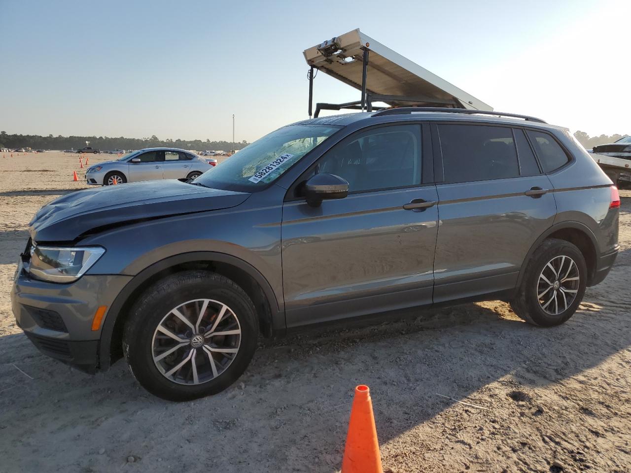 2021 VOLKSWAGEN TIGUAN S