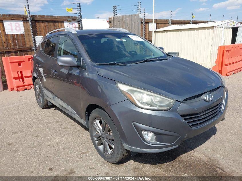 2015 HYUNDAI TUCSON SE