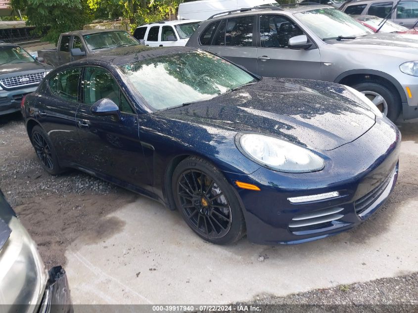 2015 PORSCHE PANAMERA 4