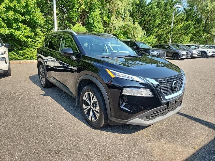 2021 NISSAN ROGUE SV