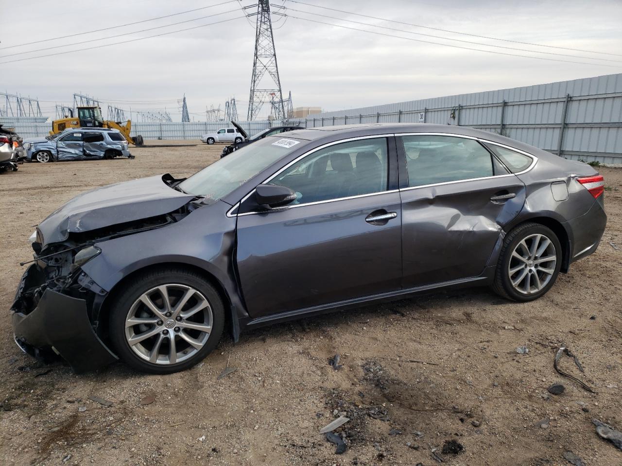 2015 TOYOTA AVALON XLE