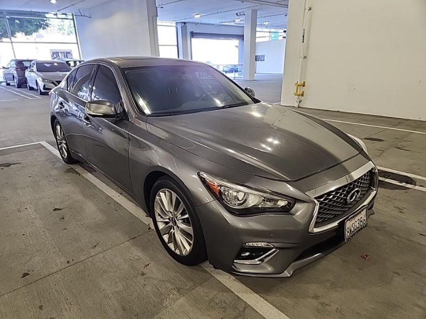 2021 INFINITI Q50 LUXE