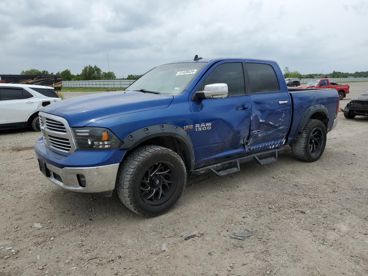 2016 RAM 1500 SLT