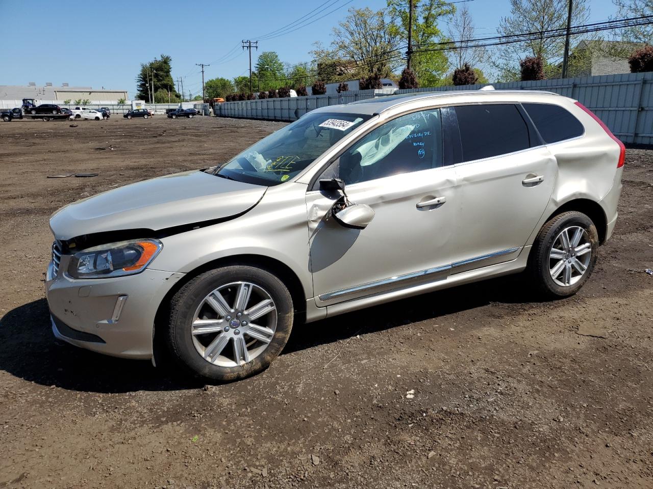 2017 VOLVO XC60 T5 INSCRIPTION