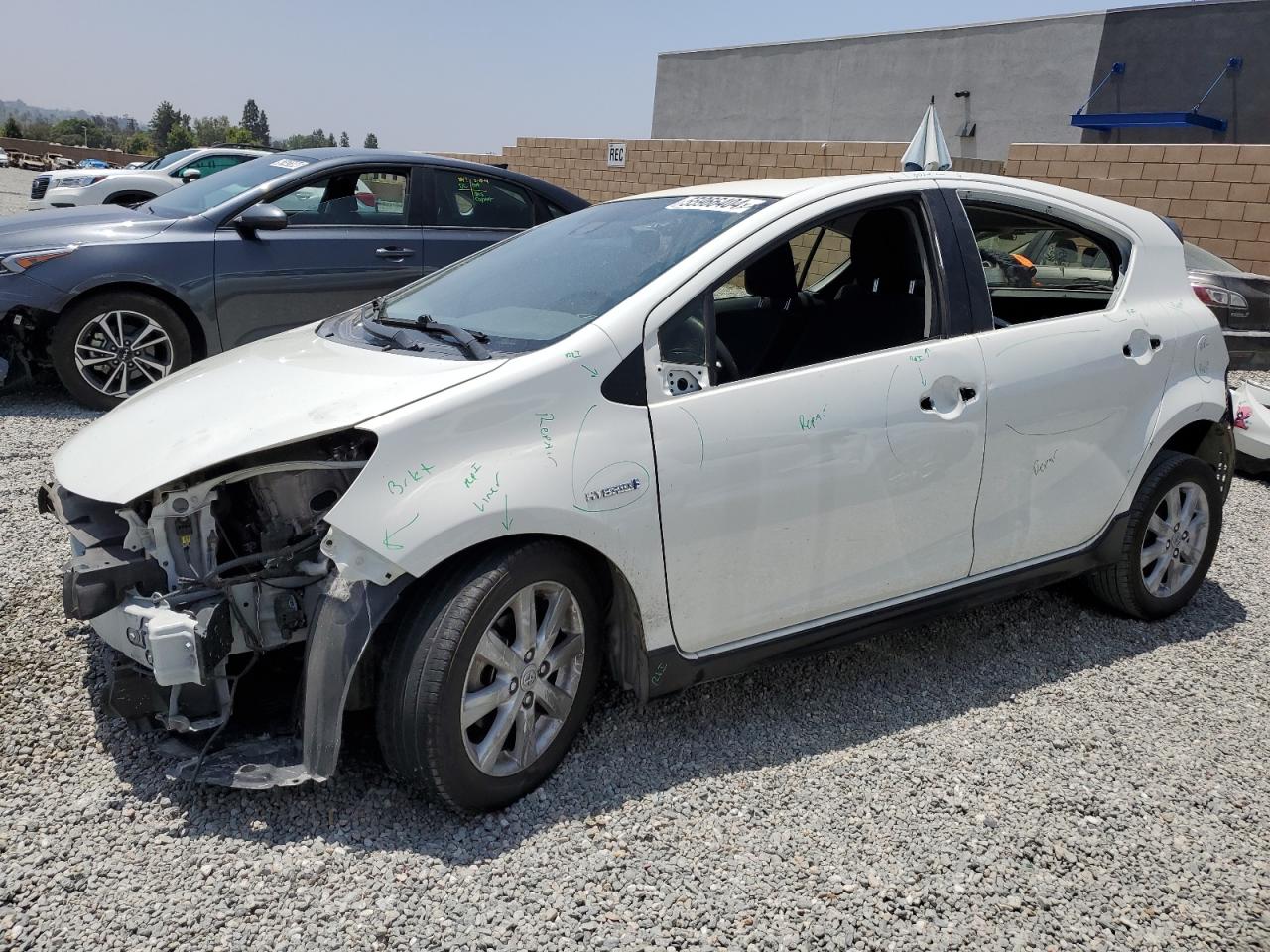 2017 TOYOTA PRIUS C