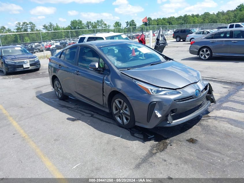 2019 TOYOTA PRIUS XLE