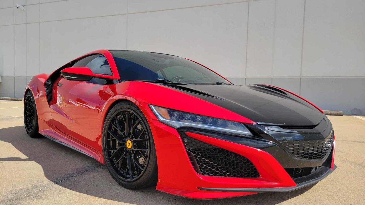 2017 ACURA NSX