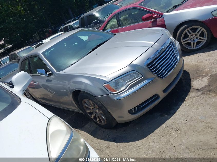 2013 CHRYSLER 300C