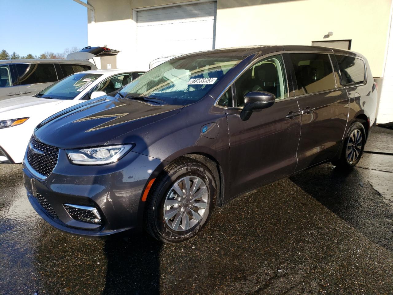 2023 CHRYSLER PACIFICA HYBRID TOURING L