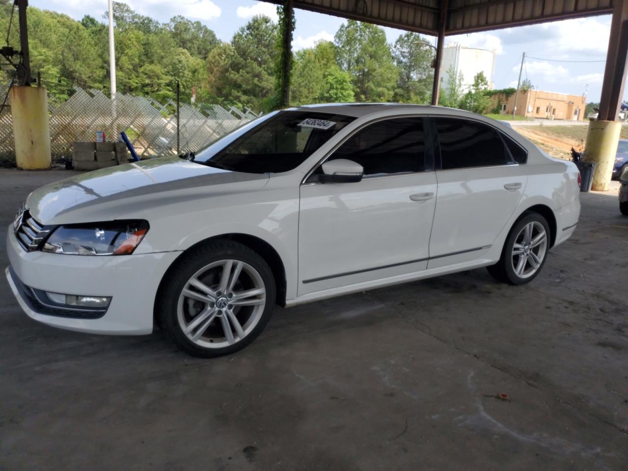 2013 VOLKSWAGEN PASSAT SEL