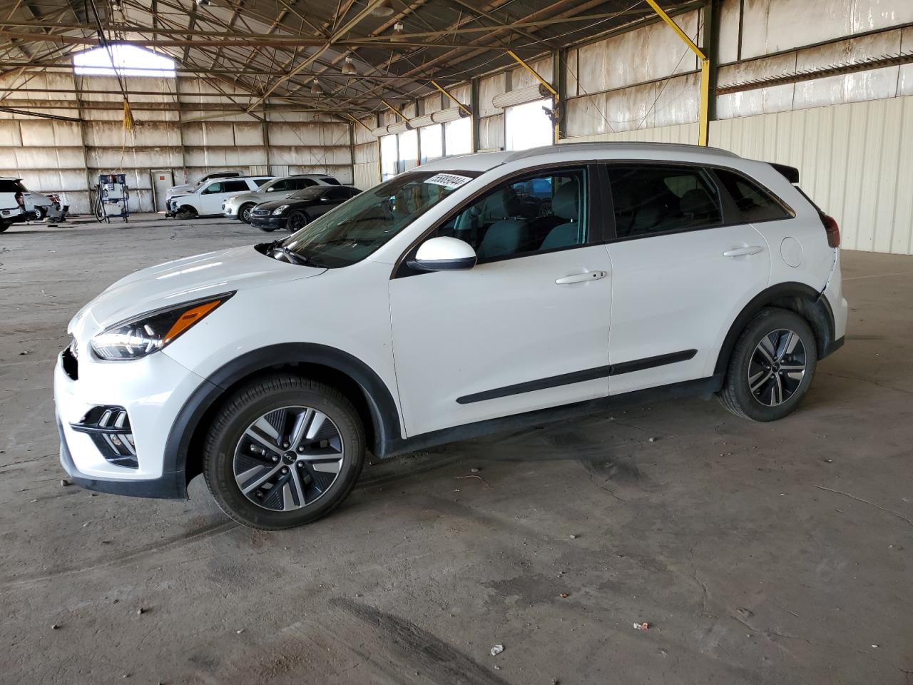 2022 KIA NIRO LX