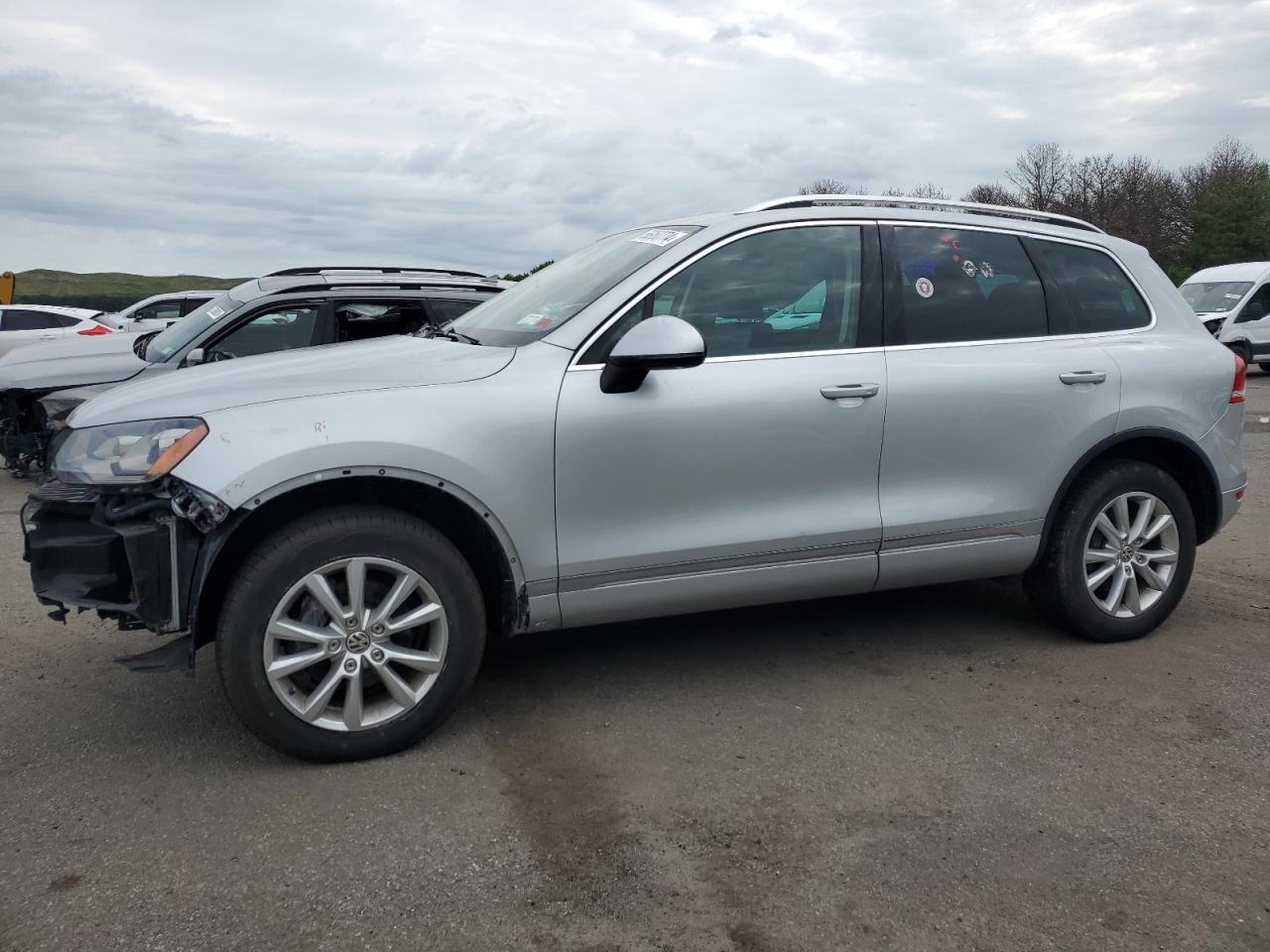 2014 VOLKSWAGEN TOUAREG V6 TDI