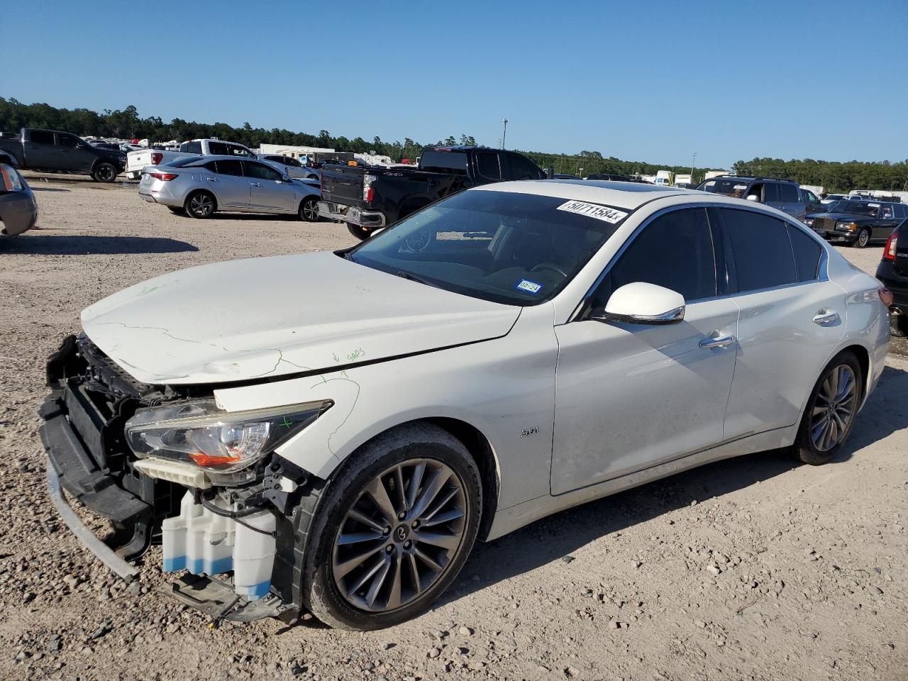 2018 INFINITI Q50 LUXE