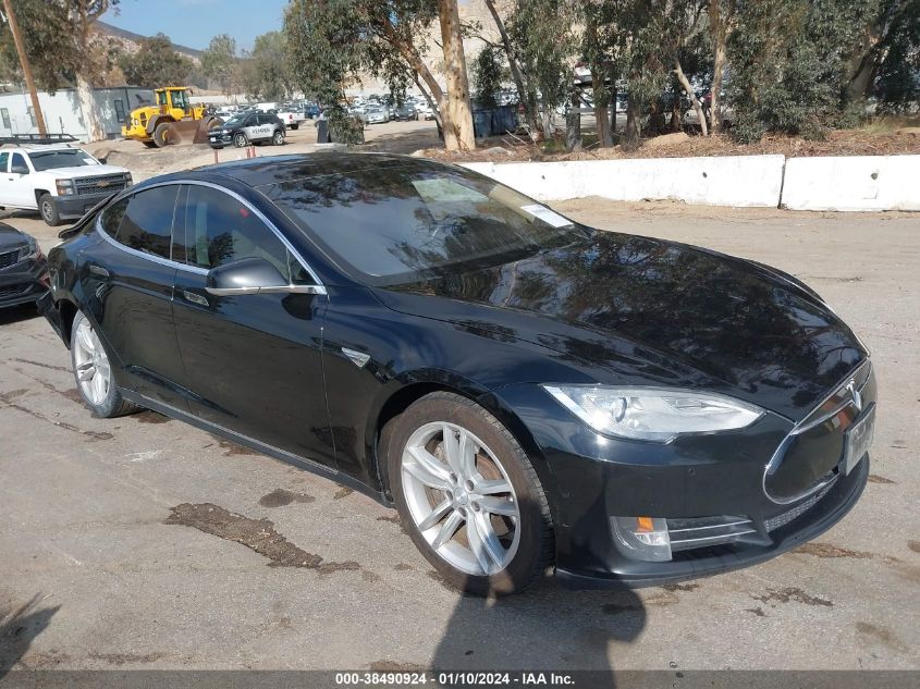 2014 TESLA MODEL S P85