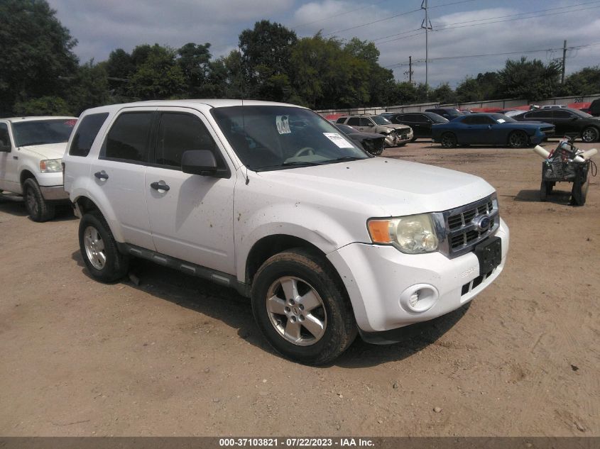 2011 FORD ESCAPE XLS