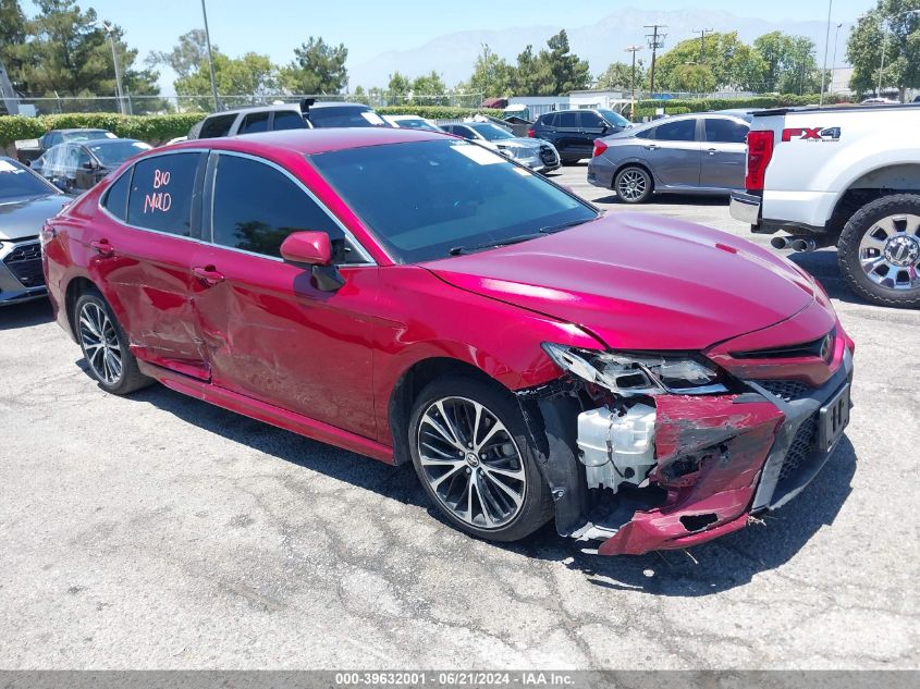 2018 TOYOTA CAMRY SE