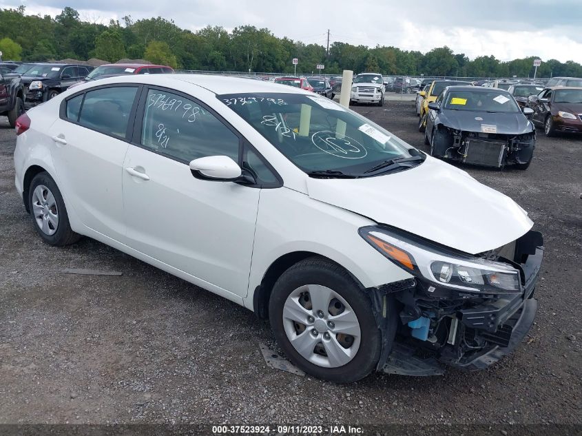 2017 KIA FORTE LX