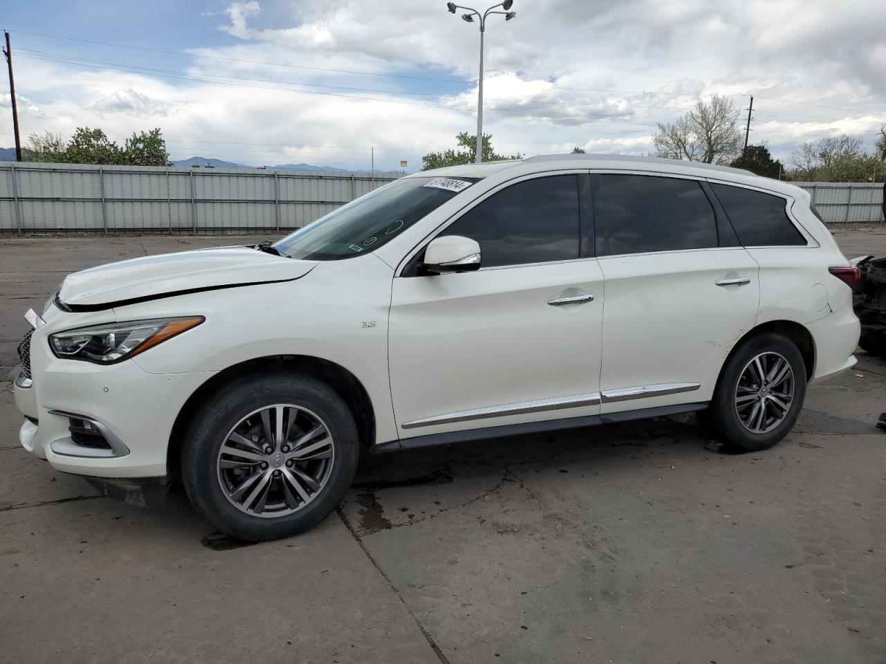 2016 INFINITI QX60