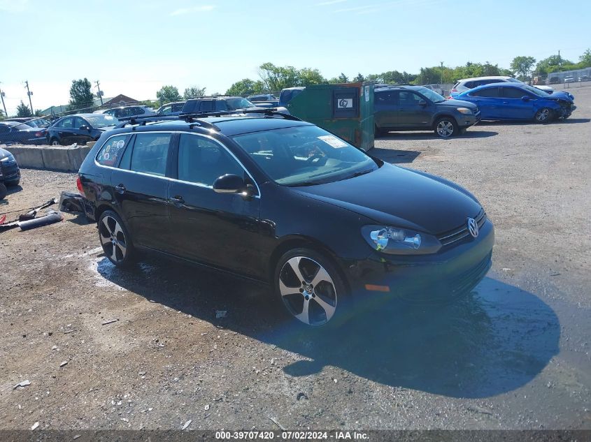 2013 VOLKSWAGEN JETTA SPORTWAGEN 2.0L TDI