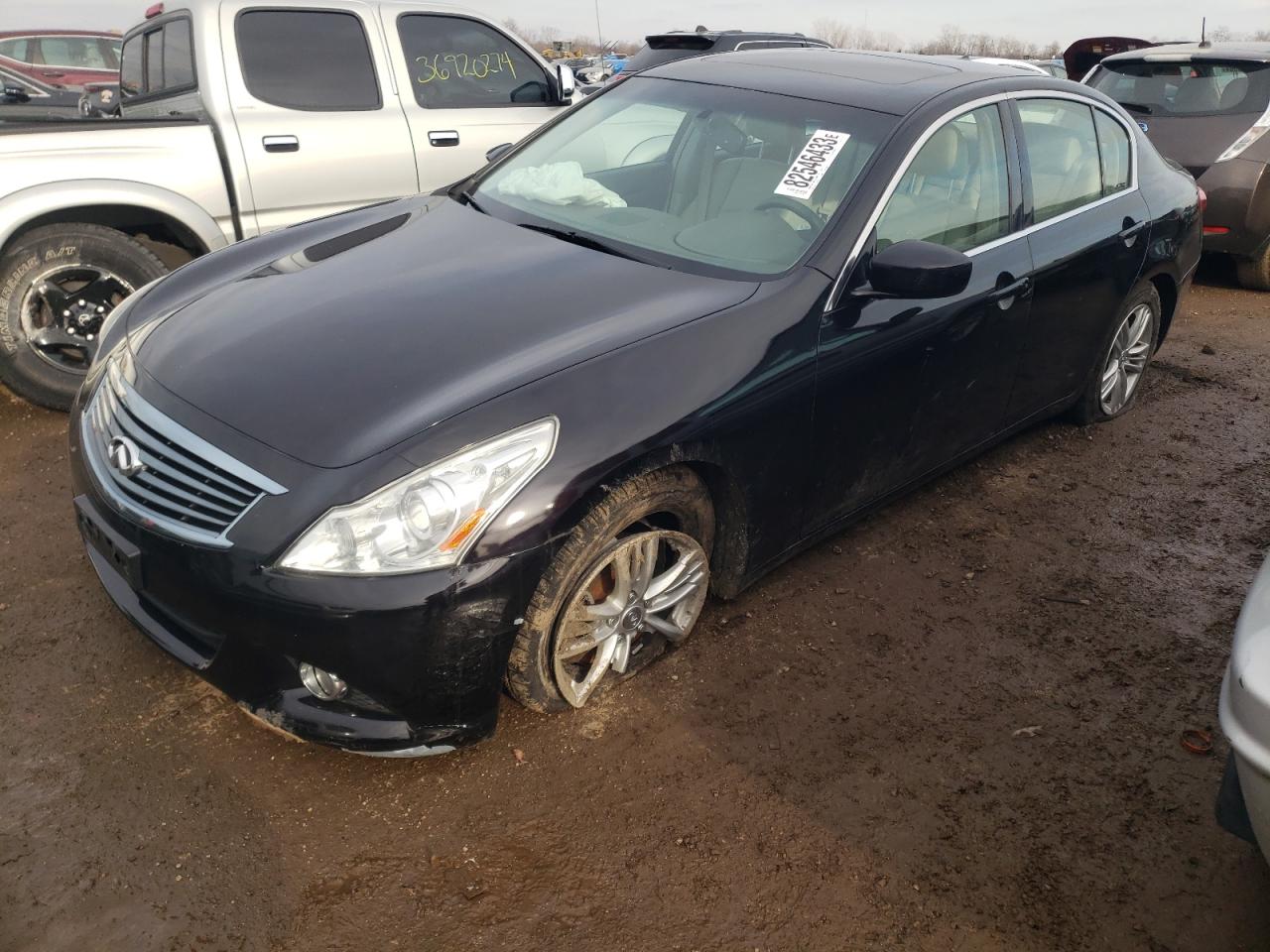 2013 INFINITI G37