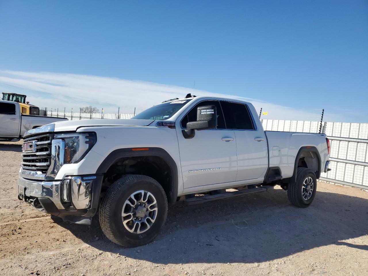 2024 GMC SIERRA K2500 SLE