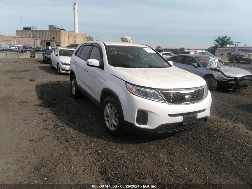 2015 KIA SORENTO LX