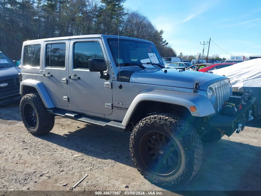 2017 JEEP WRANGLER UNLIMITED SAHARA 4X4