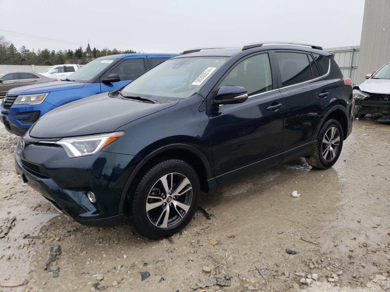 2017 TOYOTA RAV4 XLE