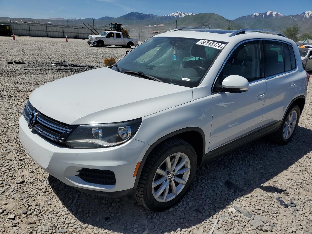 2017 VOLKSWAGEN TIGUAN WOLFSBURG